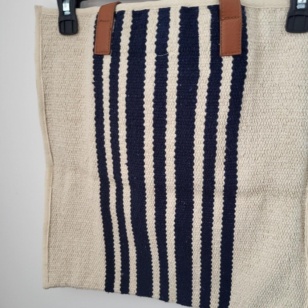 Universal Threads Striped Tote Bag Cream Navy Blue Woven Nautical Boho Handbag
